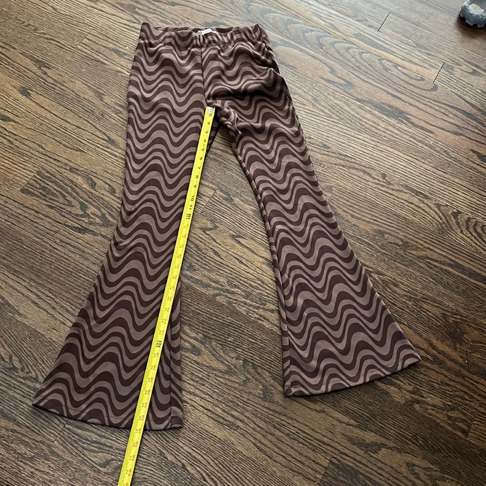 boho Brown Wavy Pattern Flared Pants - image 3